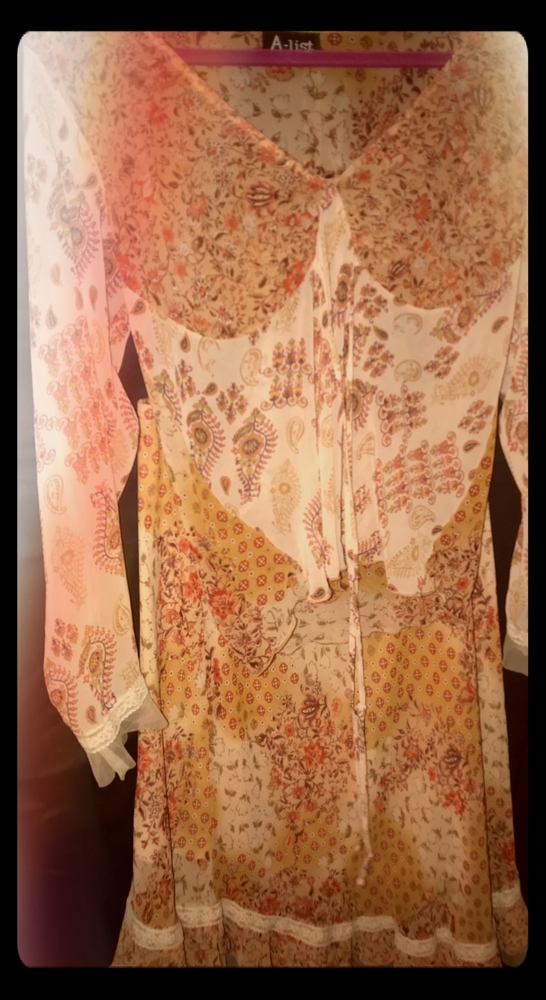 Jrs A-list skirt & peasant style top